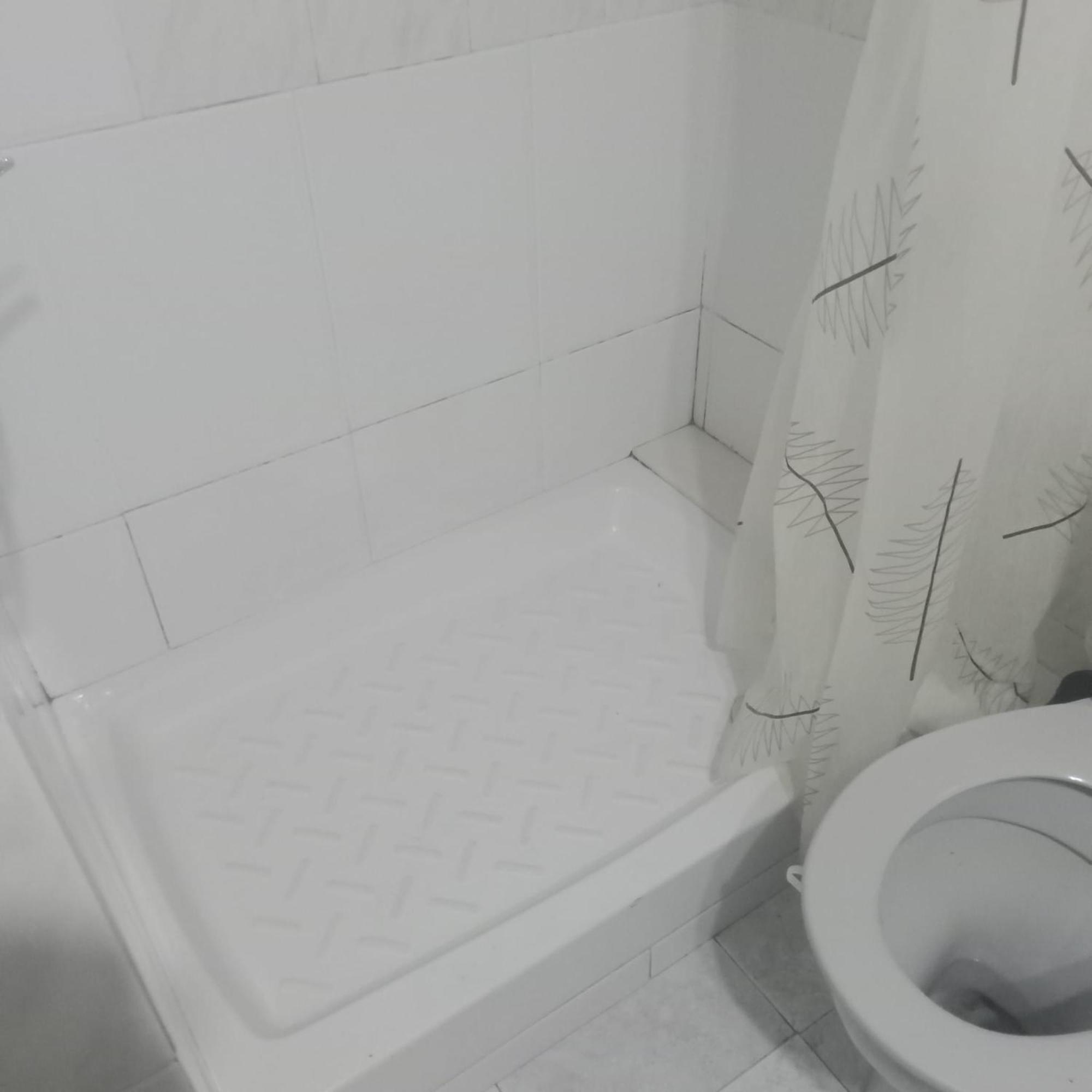 Barcelona Appartment Santa Coloma de Gramanet Buitenkant foto