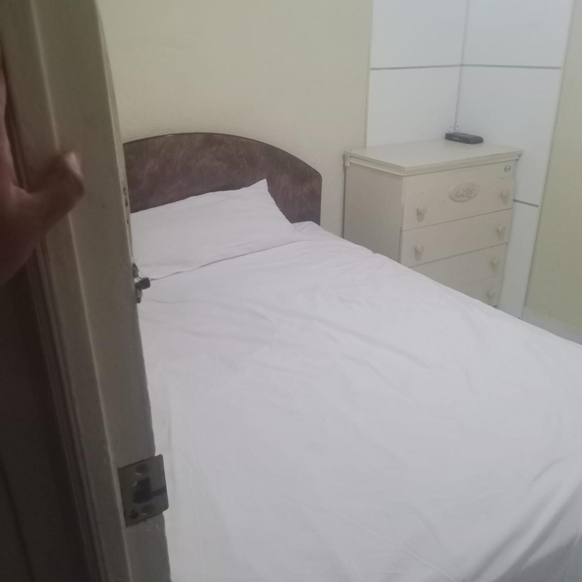Barcelona Appartment Santa Coloma de Gramanet Buitenkant foto