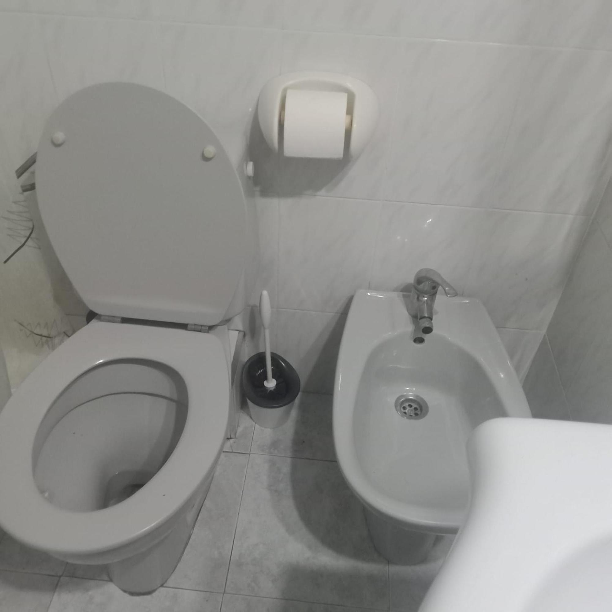 Barcelona Appartment Santa Coloma de Gramanet Buitenkant foto